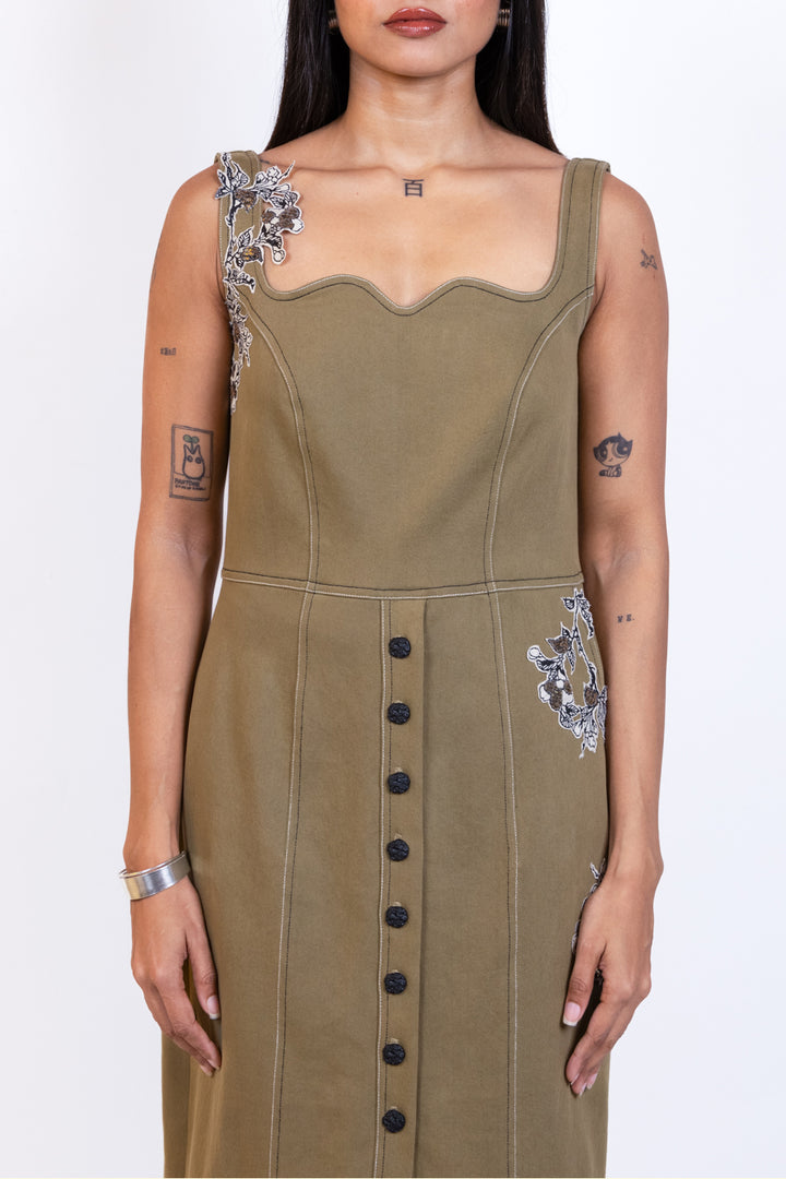 Fawn Sleeveless Denim Floral Button Midi Dress