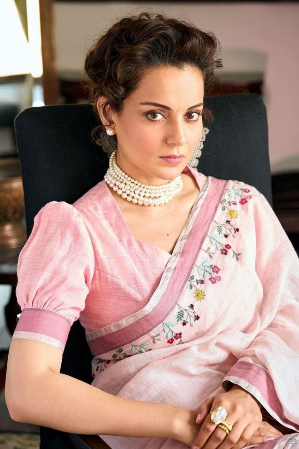 Kangana Ranaut in Statement Pearl Choker