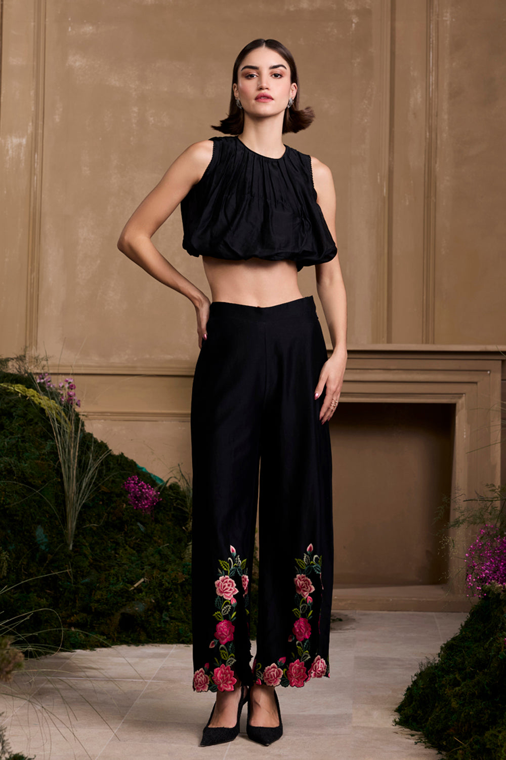 Black Bubble Hem Top