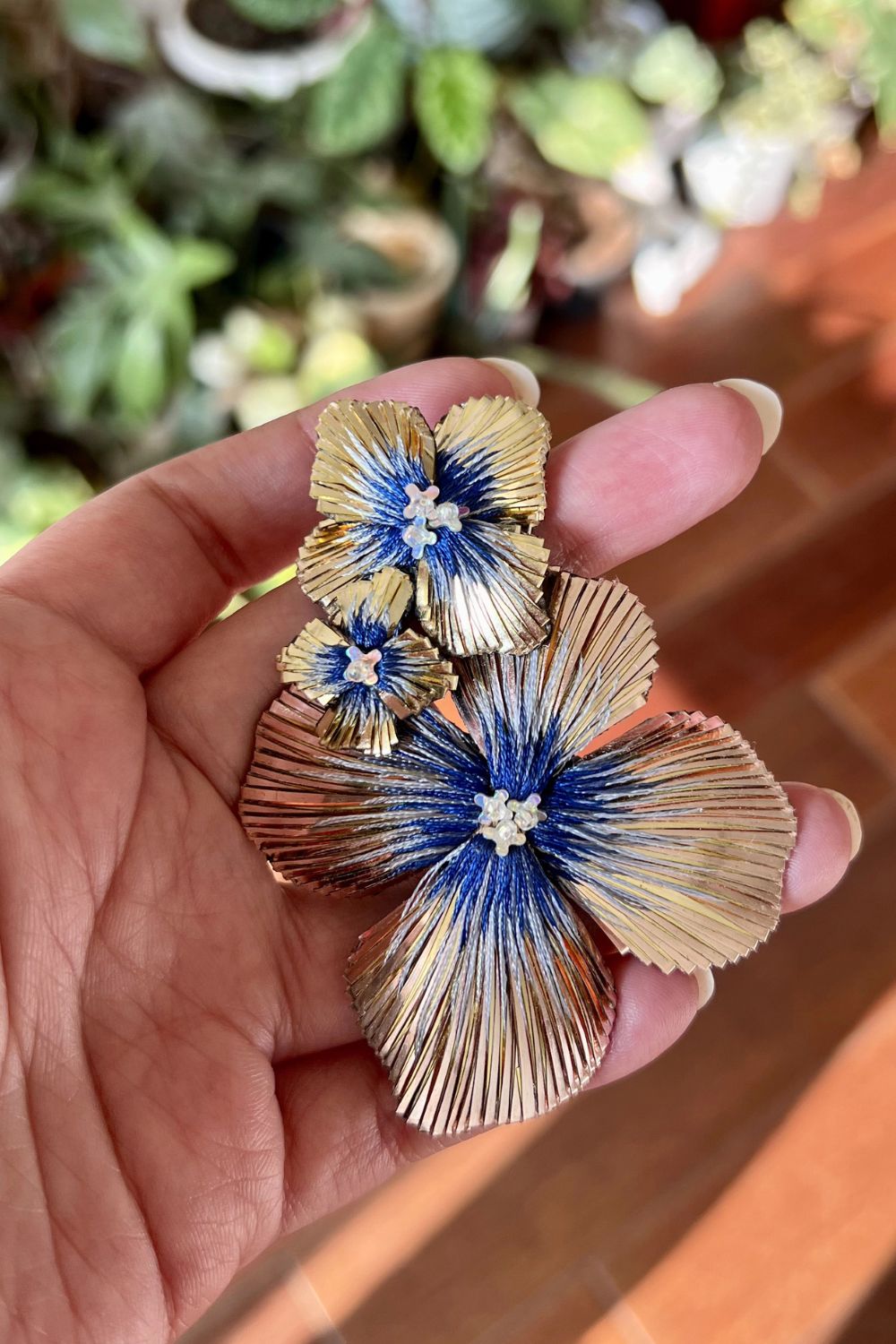 Hydrangea Max Trio Earring