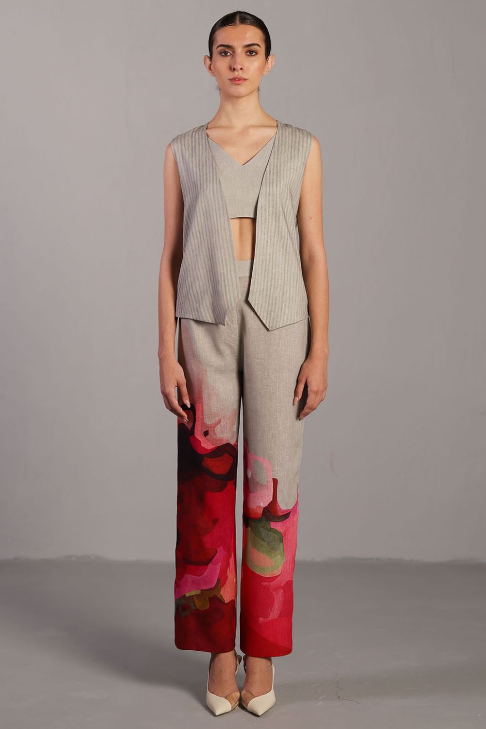 Diffuse crimson red & grey jacket set