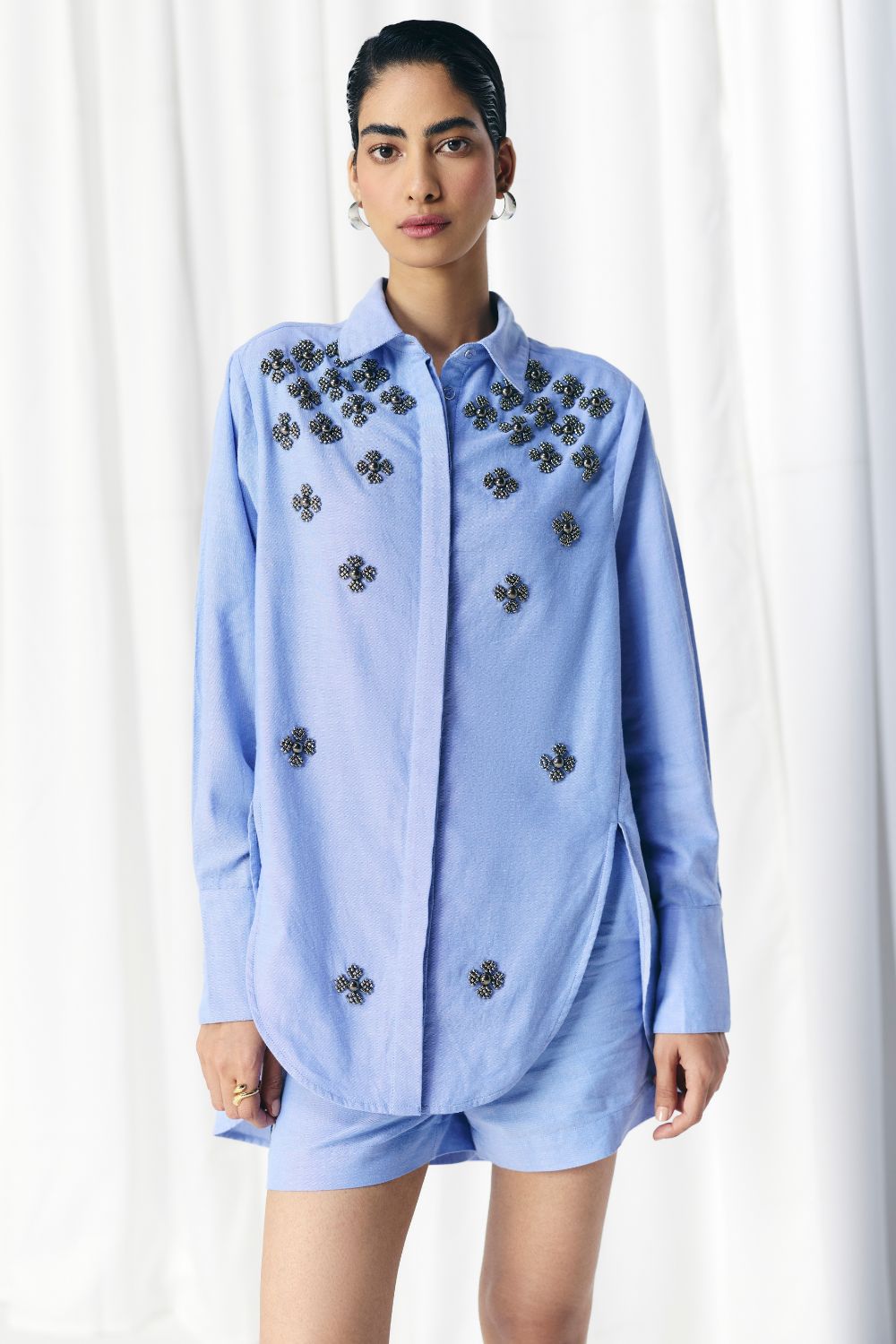 CHAMBRAY FLORAL EMBELLISHED SHIRT
