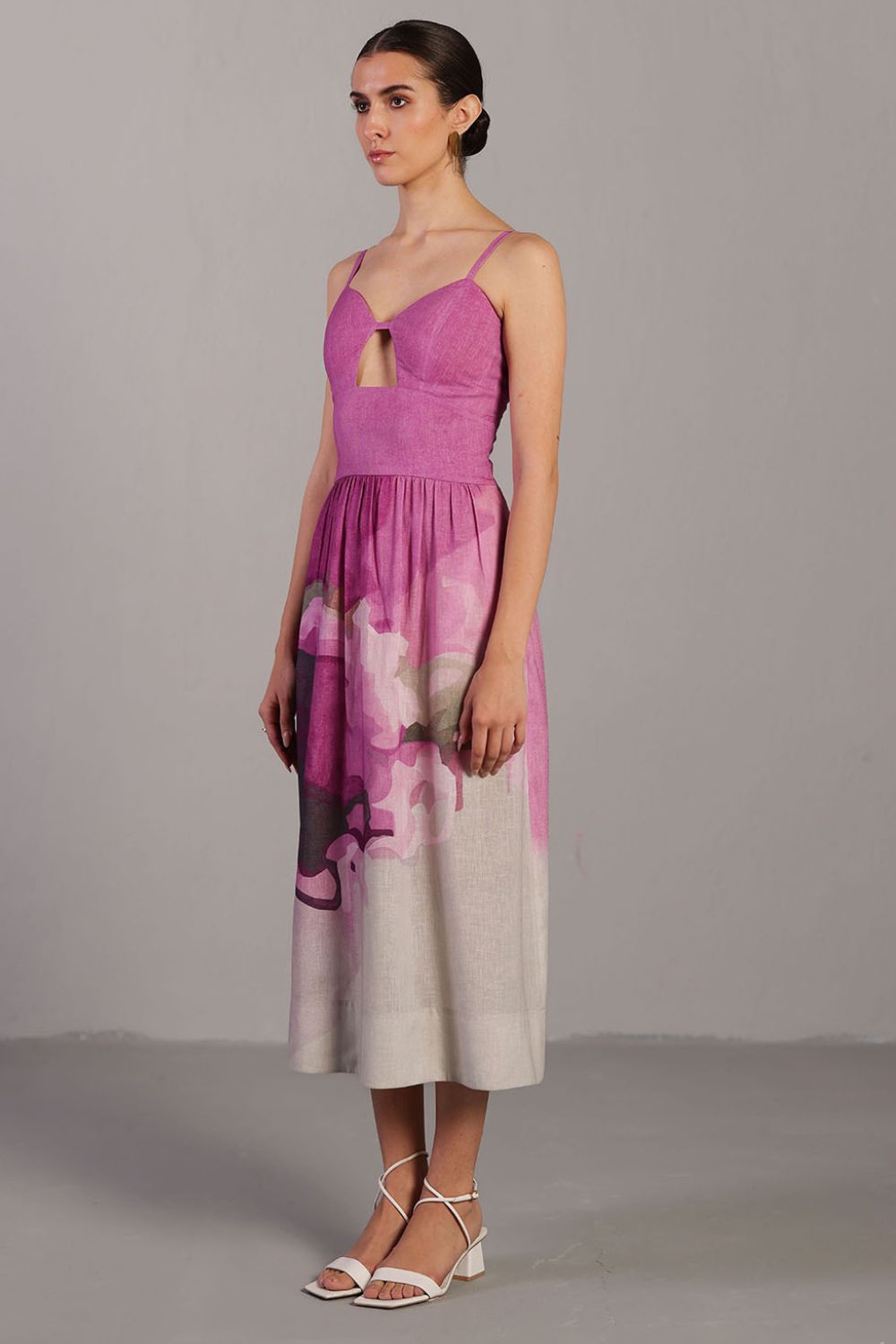 Diffuse beetroot & light grey dress