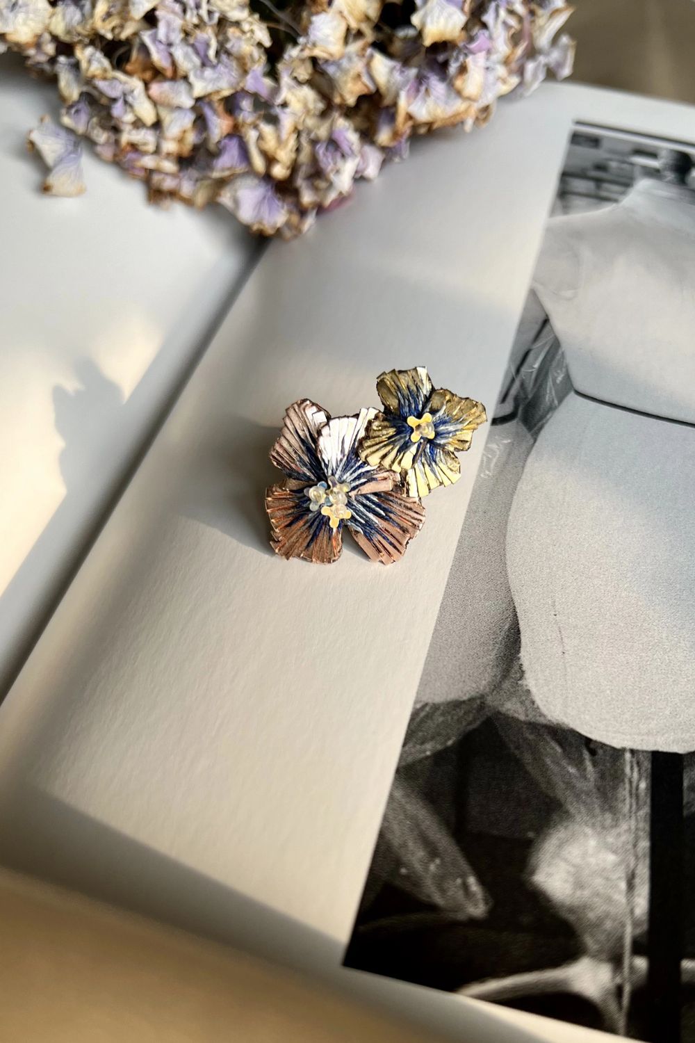 Hydrangea Duo Ring
