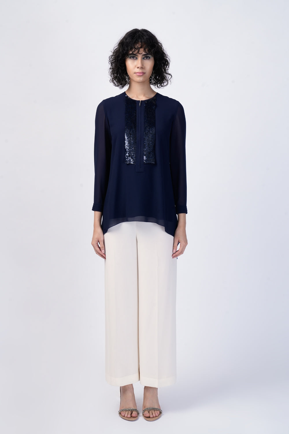 Avior Swing Top