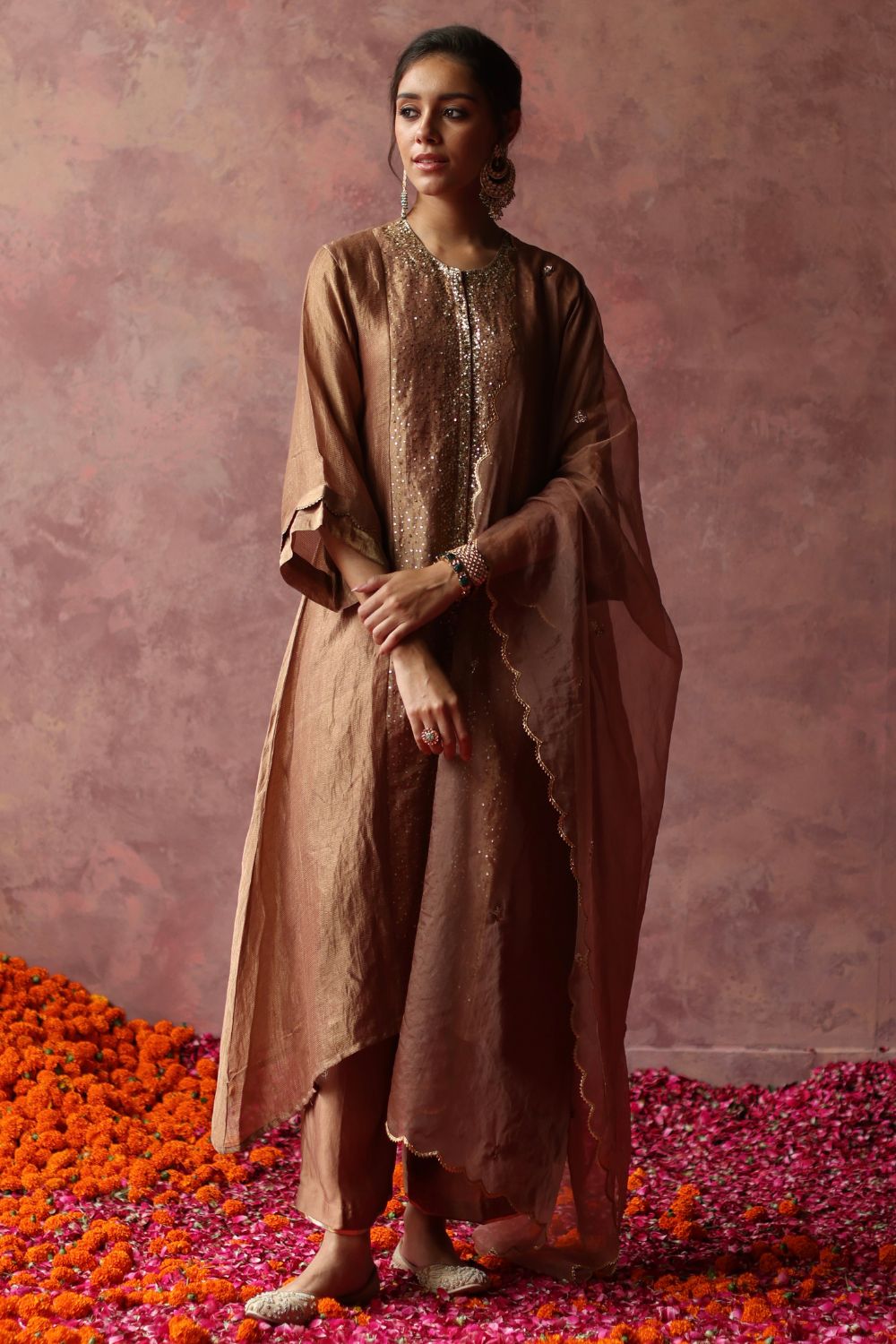 Paakizah Champagne Gold Kurta Set