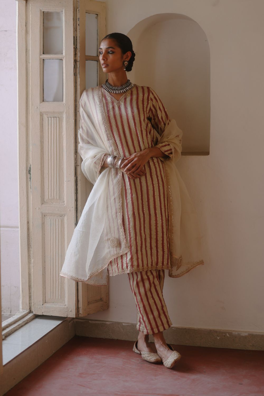 Halfmoon Kurta Set