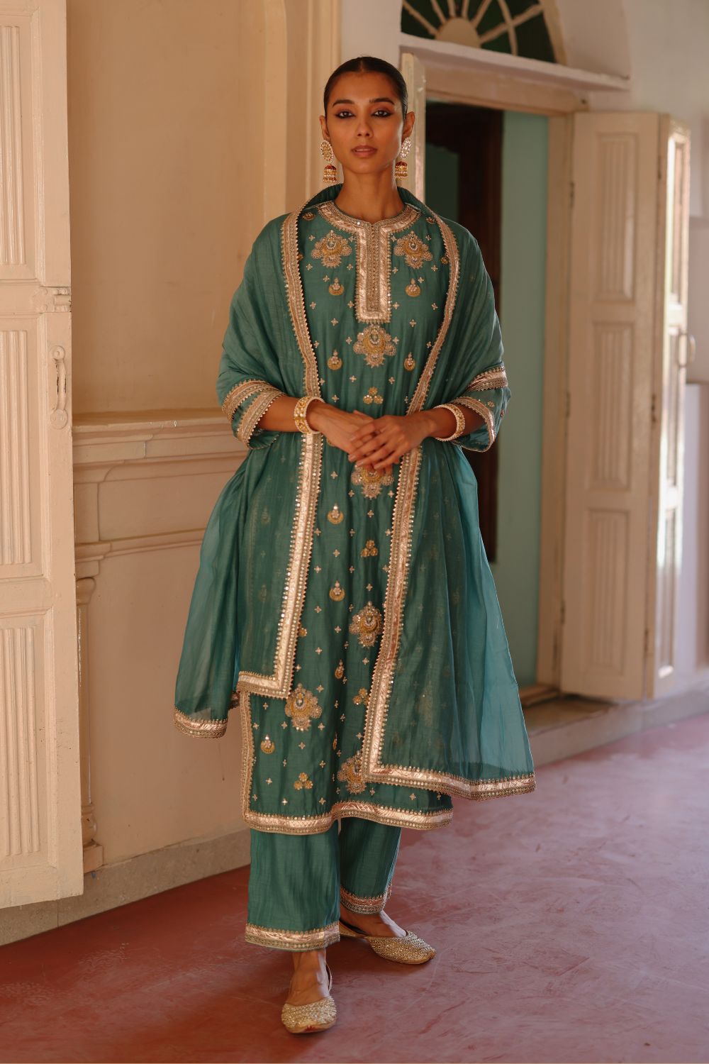 Halfmoon Kurta Set
