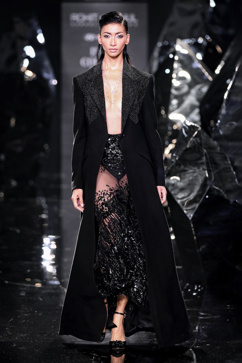 Straggler Long Trench