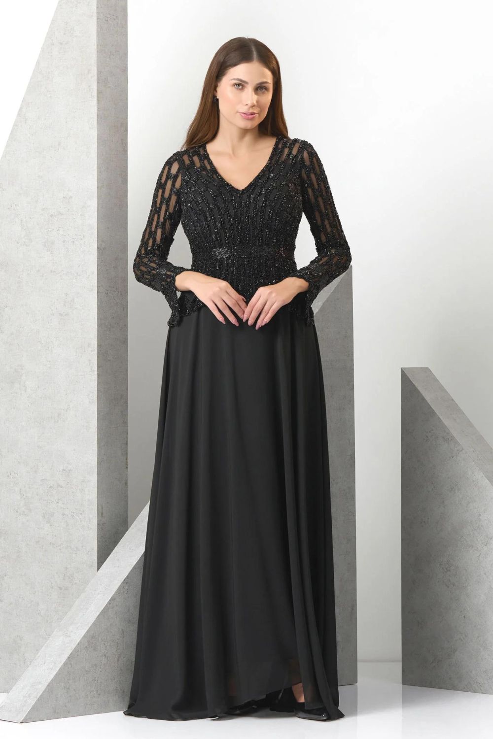 Avigal V-neck peplum Evening Gown Bombaim Avigal V-neck peplum Evening Gown Bombaim