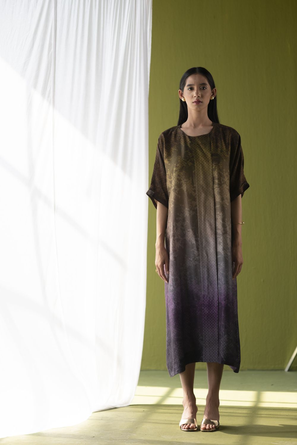 Array Round neck Straight Dress