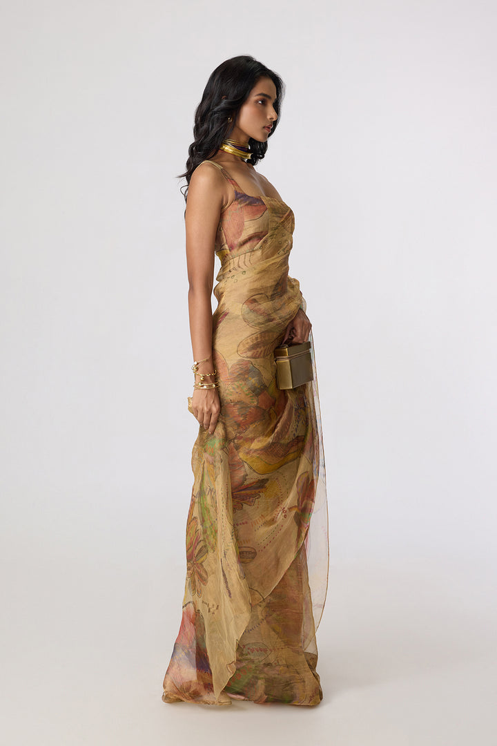 Agatha Sari