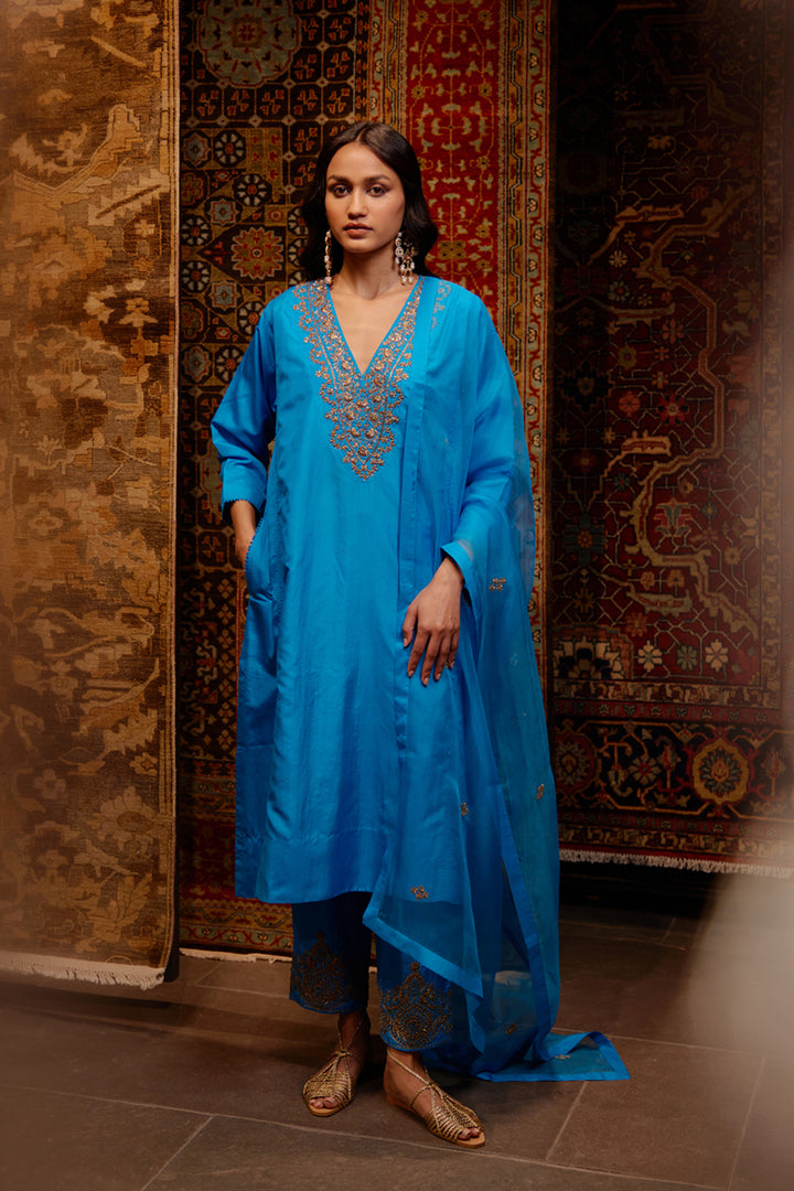 Firozi Embroidered Tunic & Trouser Set