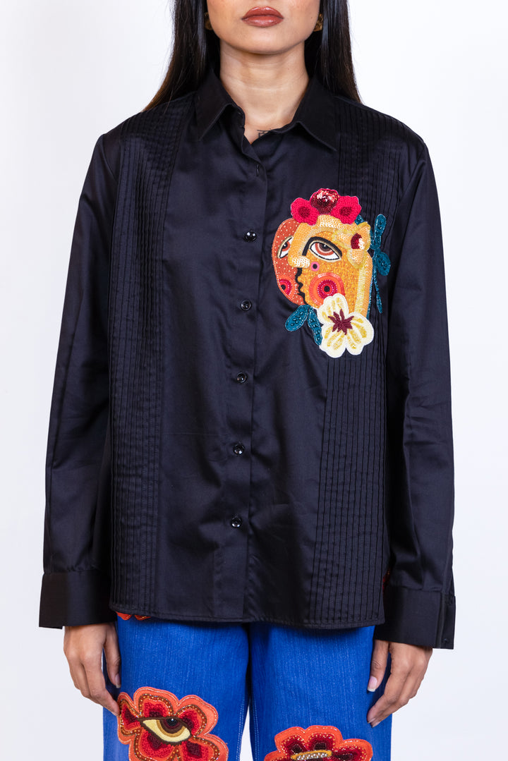 Embroidered one patch shirt