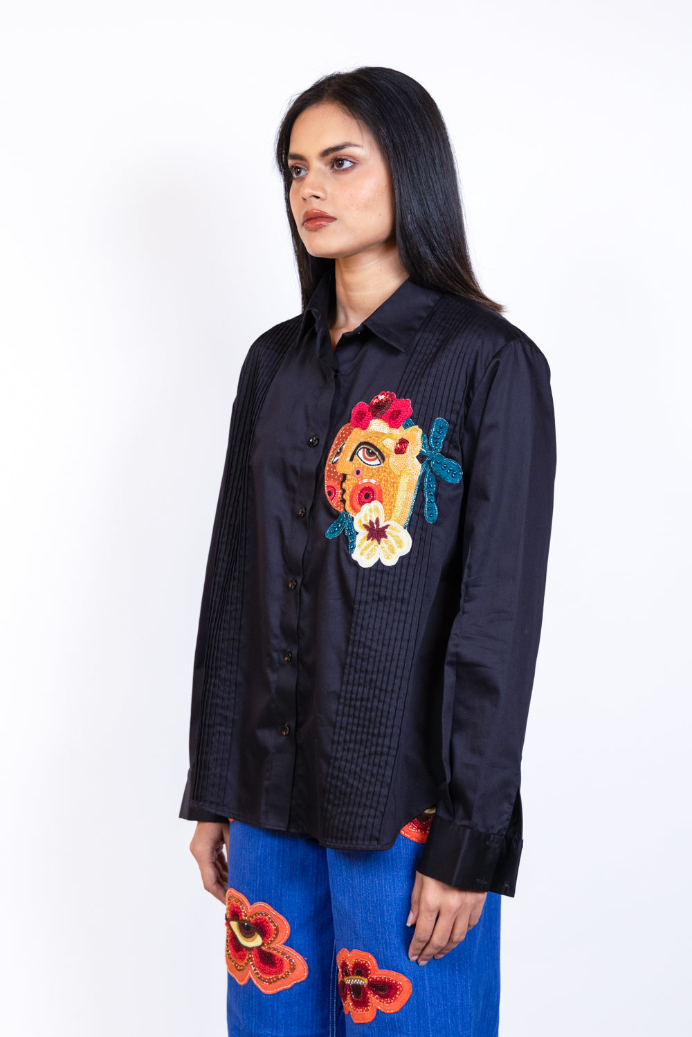 Embroidered one patch shirt