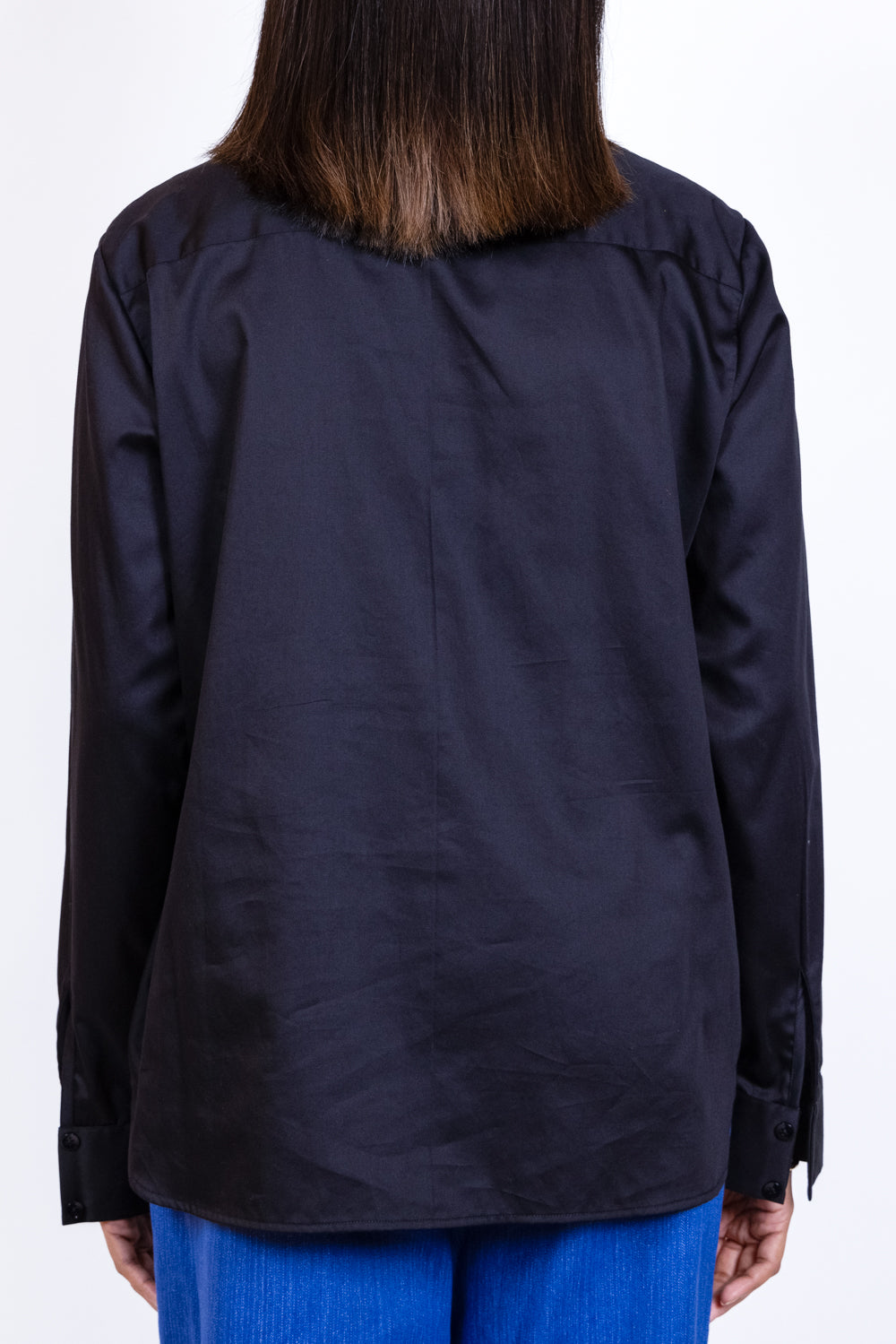 Embroidered one patch shirt