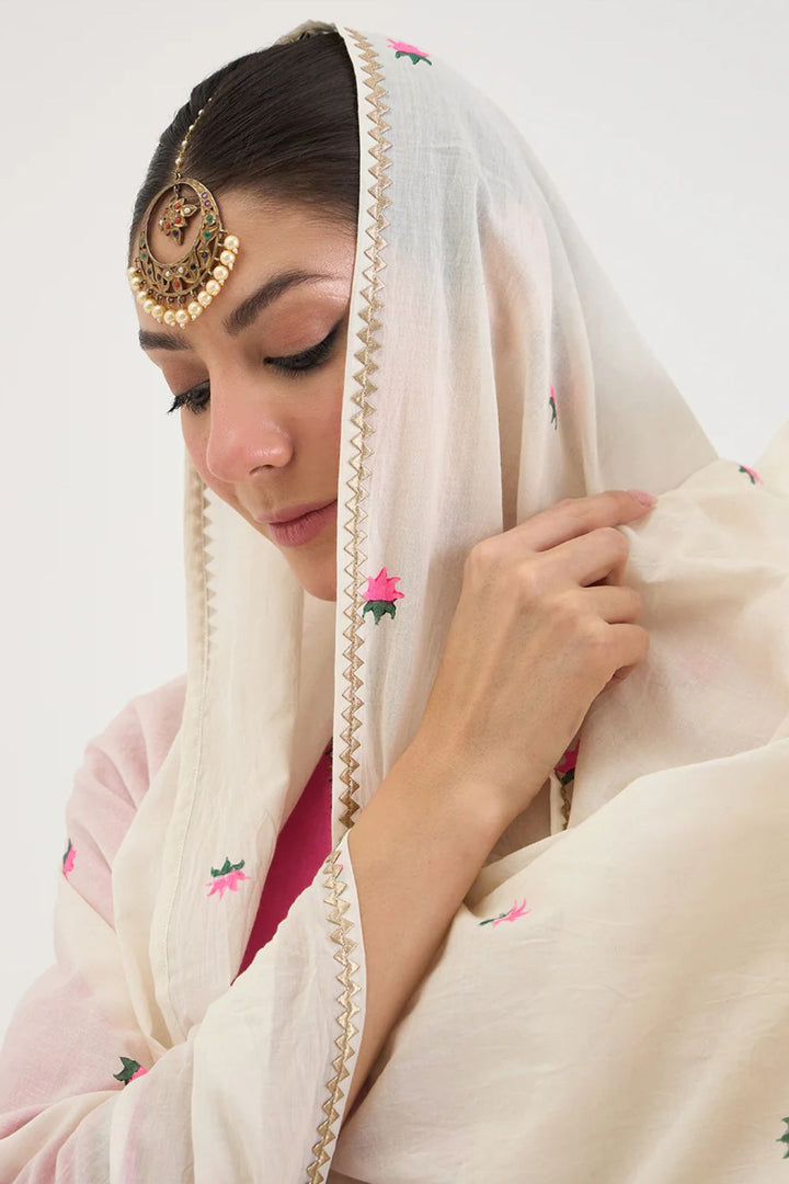 Lotus Dupatta