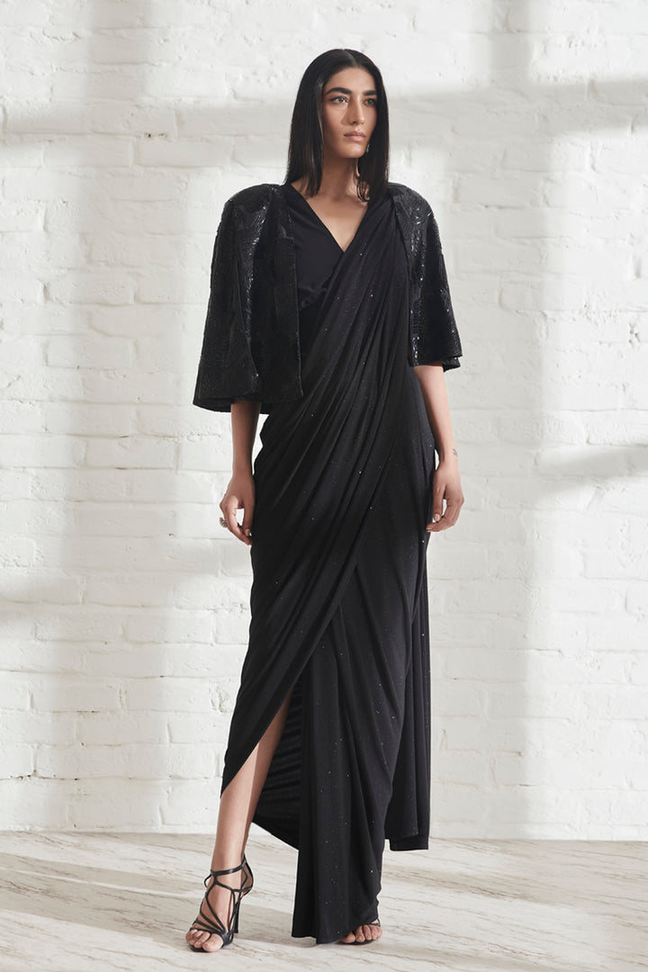 Star Jersey Sari with Muscle Tee and Wave Cape