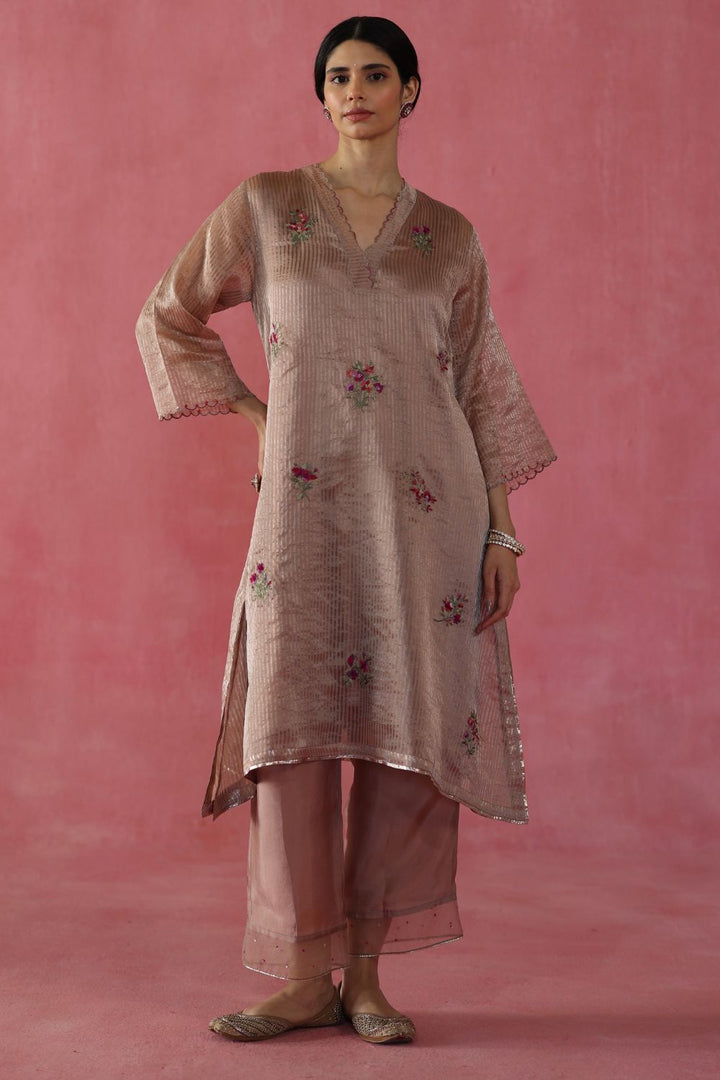 Shakkar Kurta Set