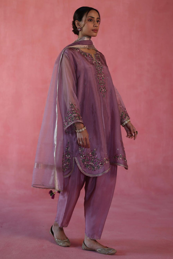 Kewra Kurta Set