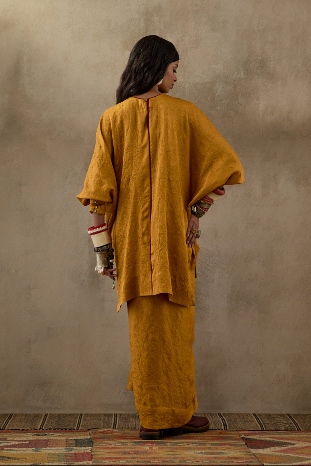 Kuru Trapeze Kurta Set