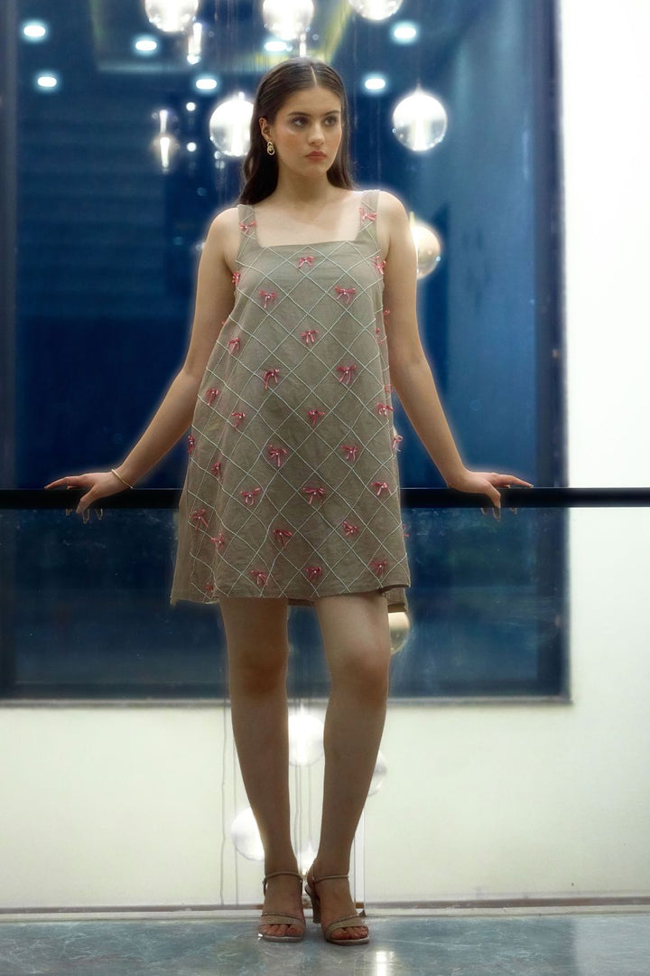 Oli Dress