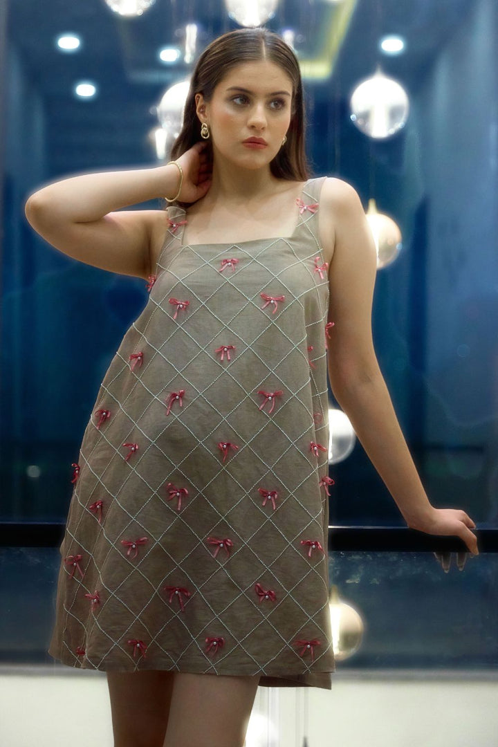 Oli Dress