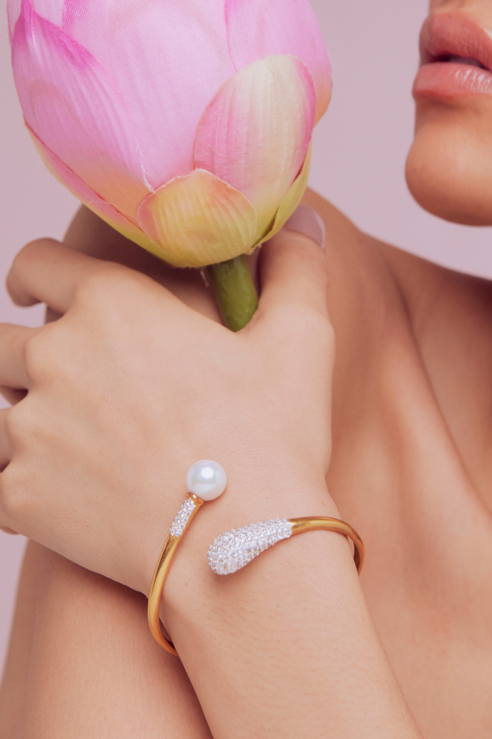Nova Cuff