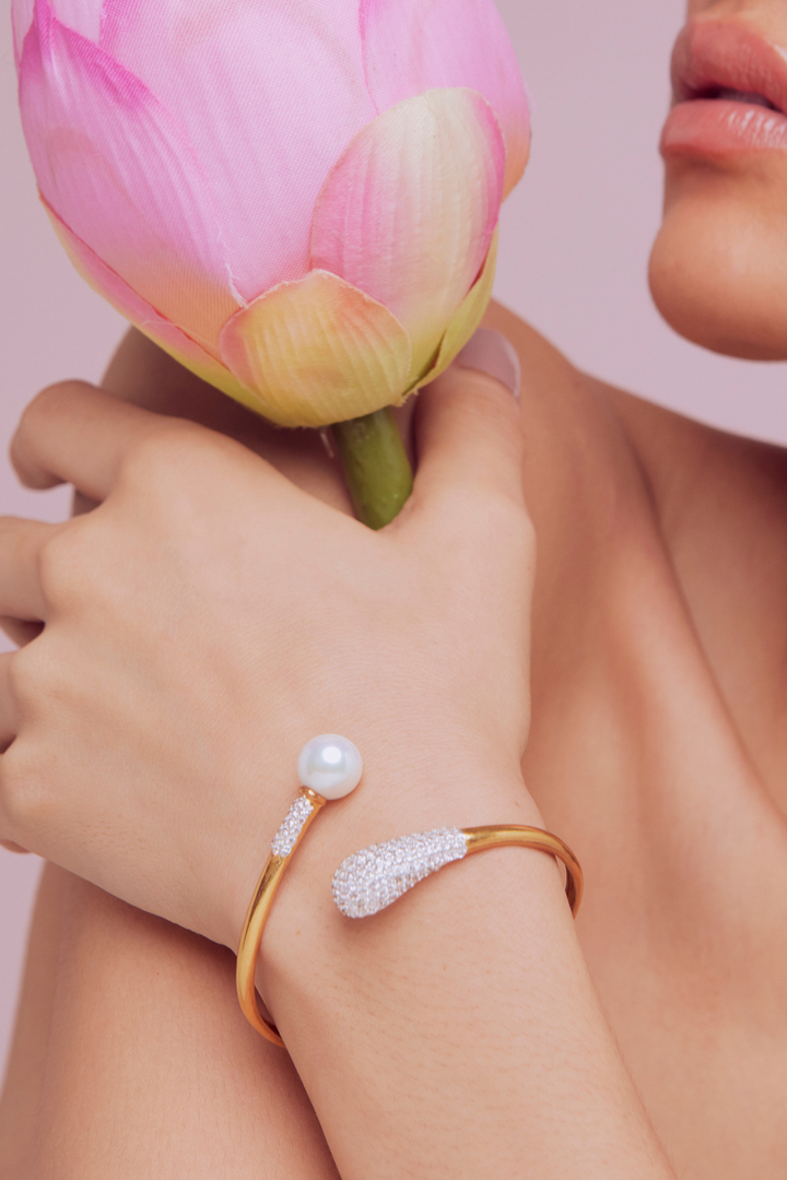 Nova Cuff