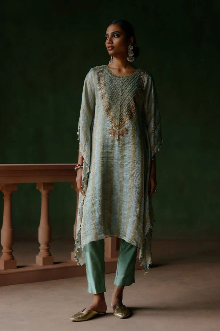 Naqsh Kaftan Pant Set