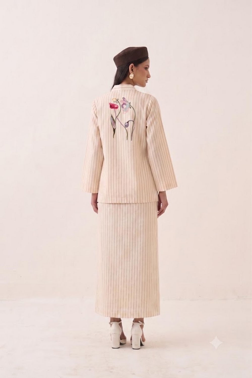 Lehar OFR10 Jacket Set