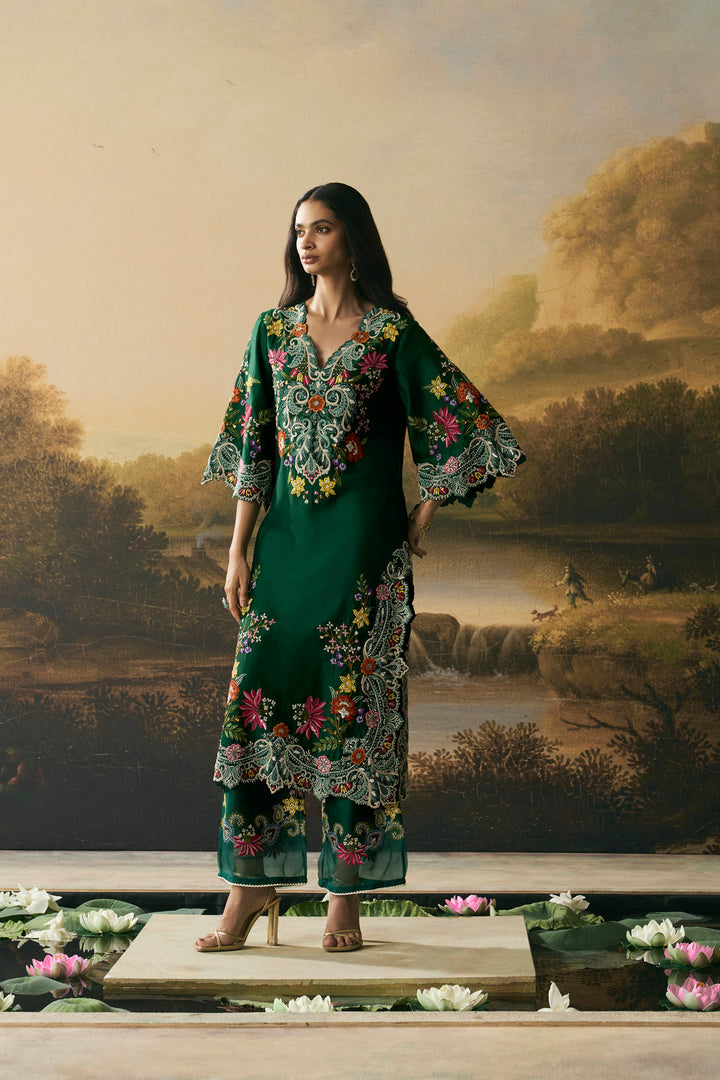 Emerald Green Contrast Floral Cordwork Kurta With Pants