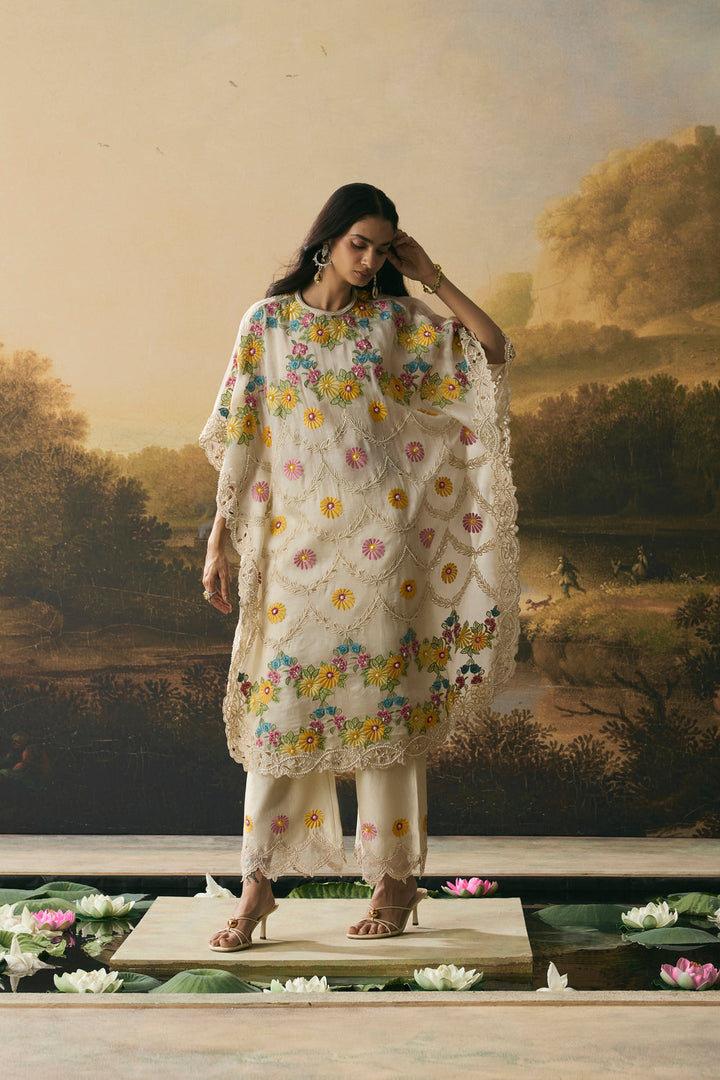 Ivory Floral Scallop Detail Kaftan