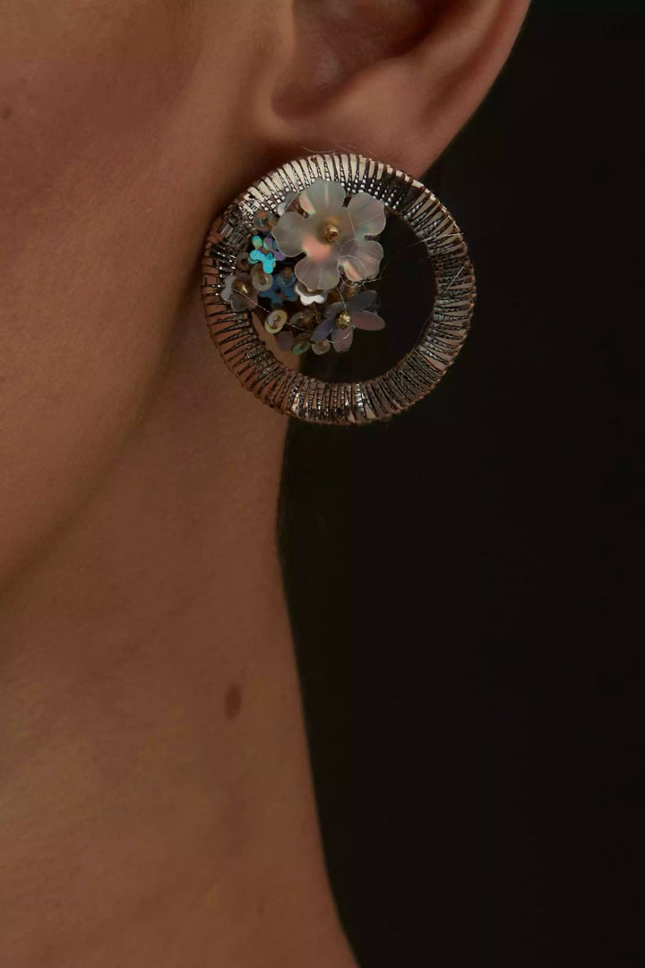Quartz Halo Earing
