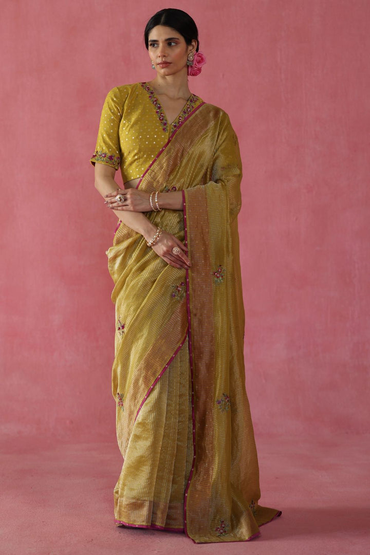 Anjeer Saree