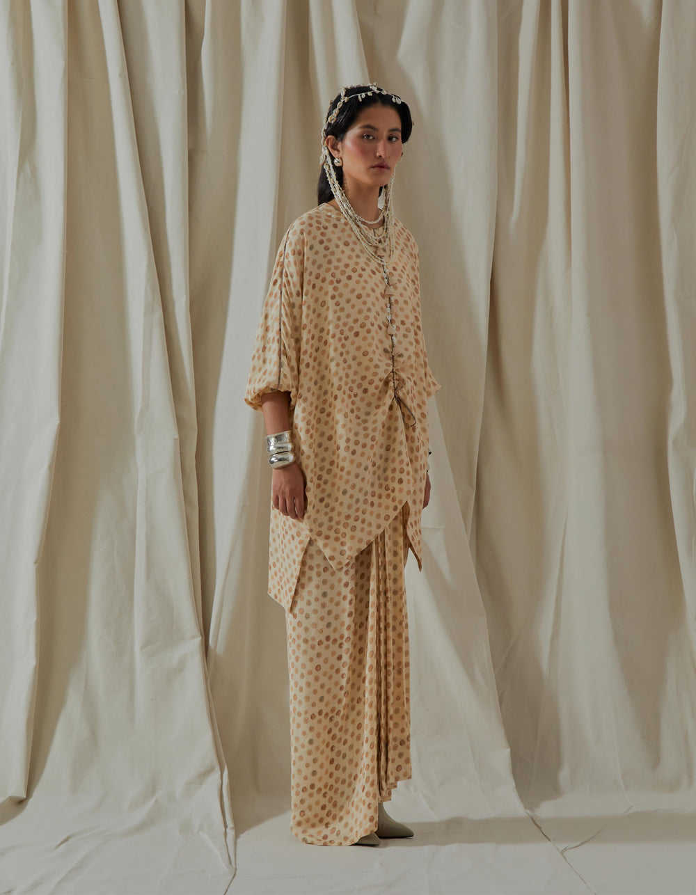 Kuru Trapeze Kurta Set