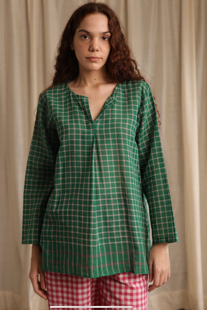 Maya - Green Checks
