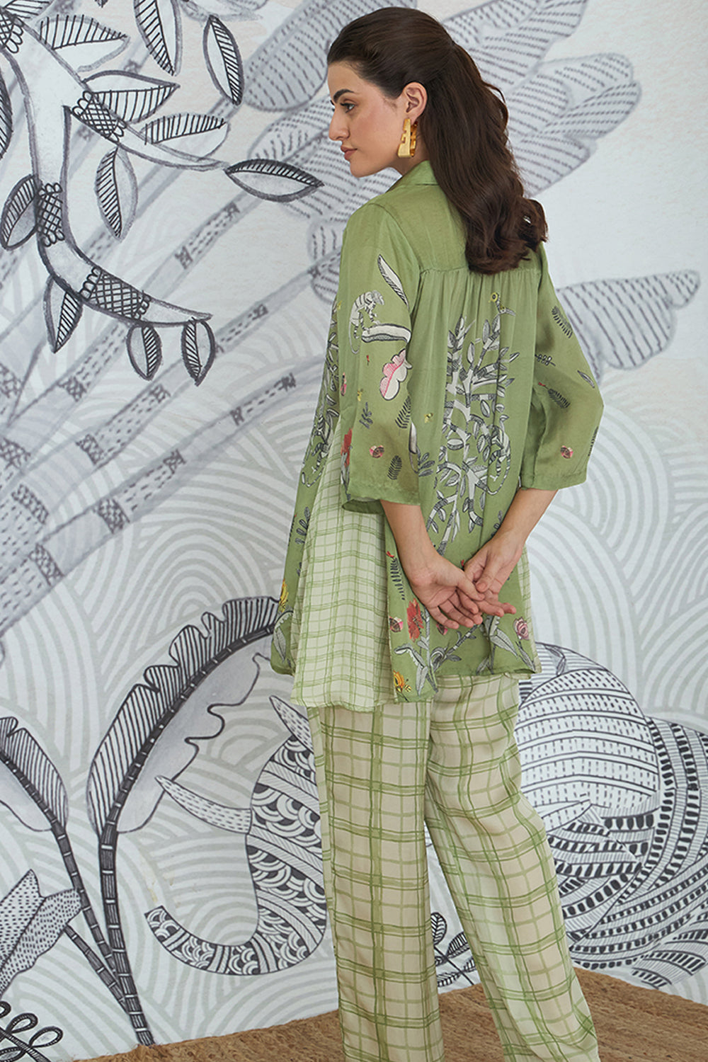 Asymmetrical Shirt With Pant