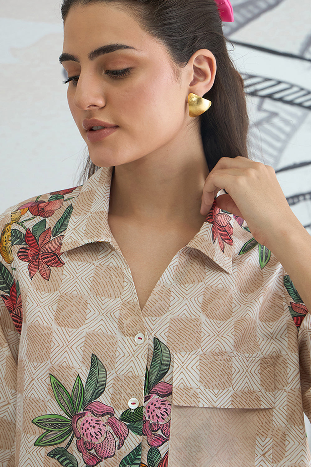 Beige Check Flower Crop Shirt With Beige Check Skirt