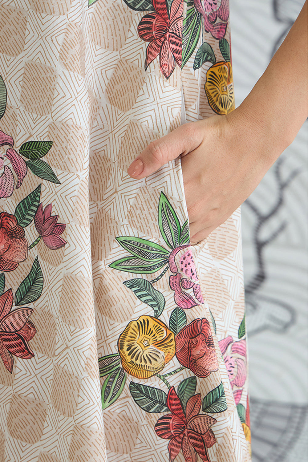 Beige Check Flower Box Pleat Dress
