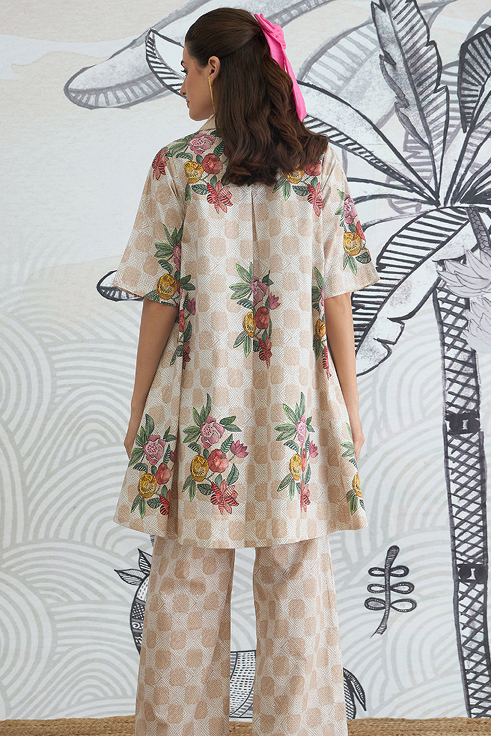 Beige Check Flower Box Pleat Dress With Pants