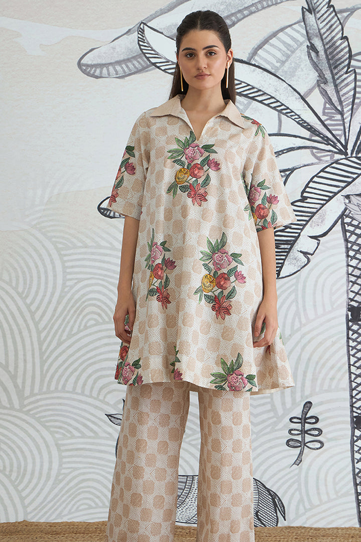 Beige Check Flower Box Pleat Dress With Pants