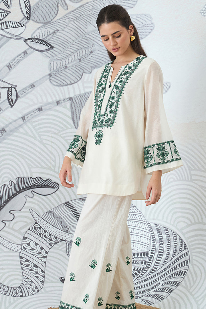 Green Yoke Embroidery Short Tunic With Pants
