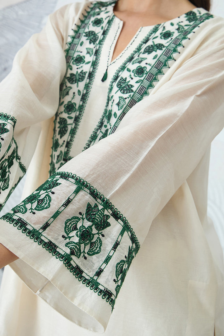 Green Yoke Embroidery Short Tunic With Pants