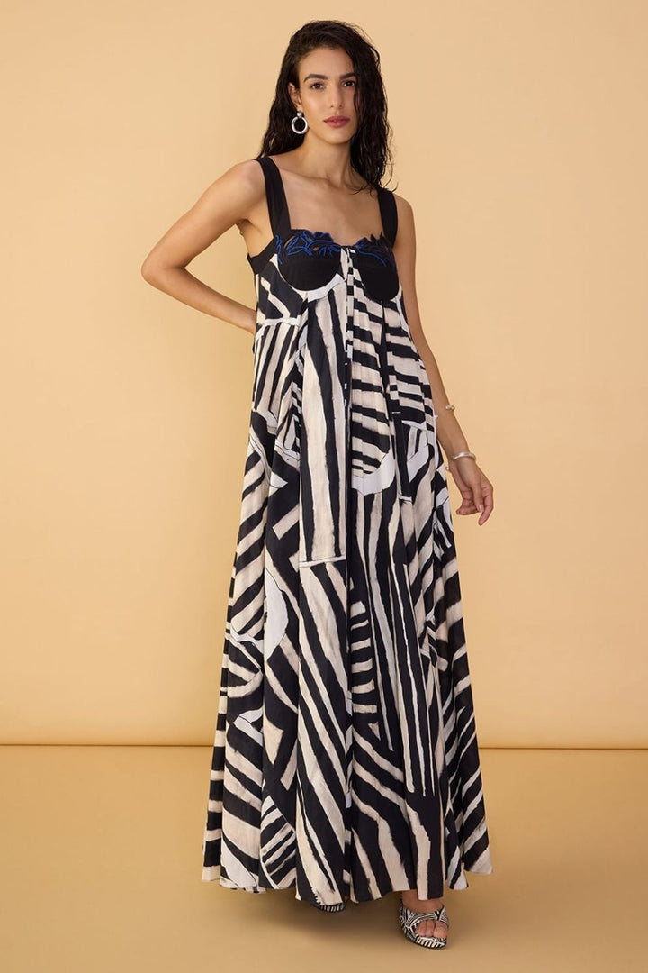 Vivi Dress