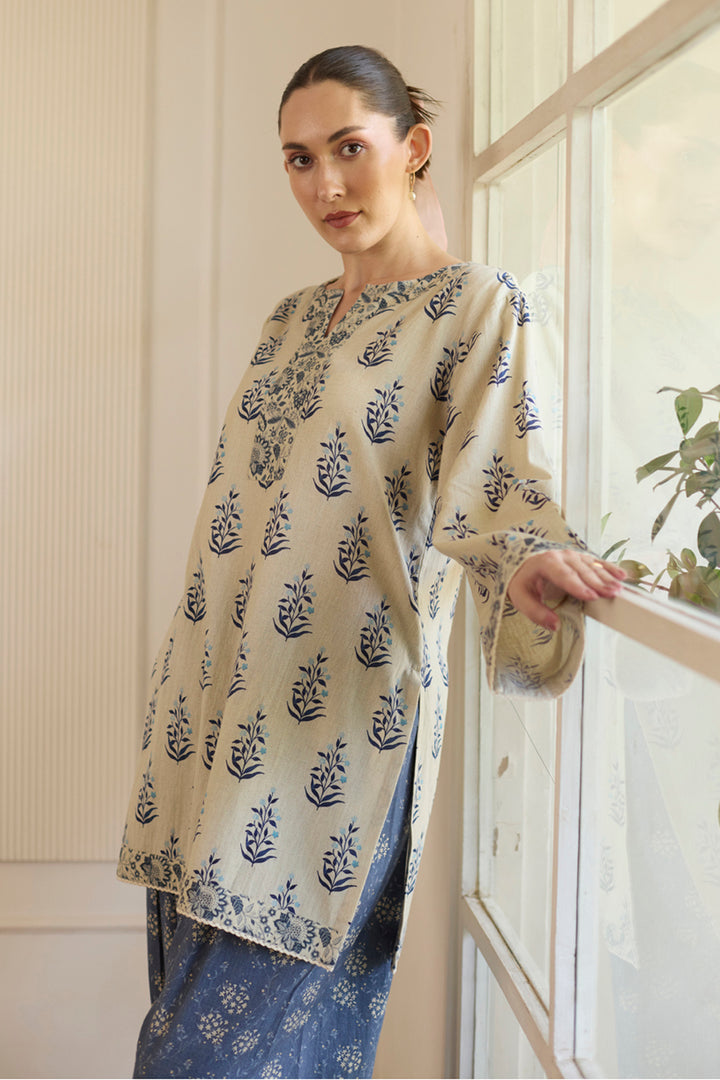 Blue Short Kurta With Pants Set