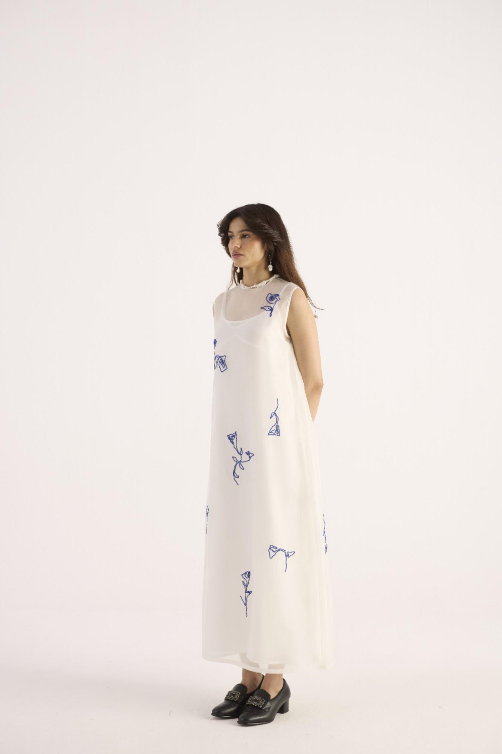 Eira Dress – Pearl White
