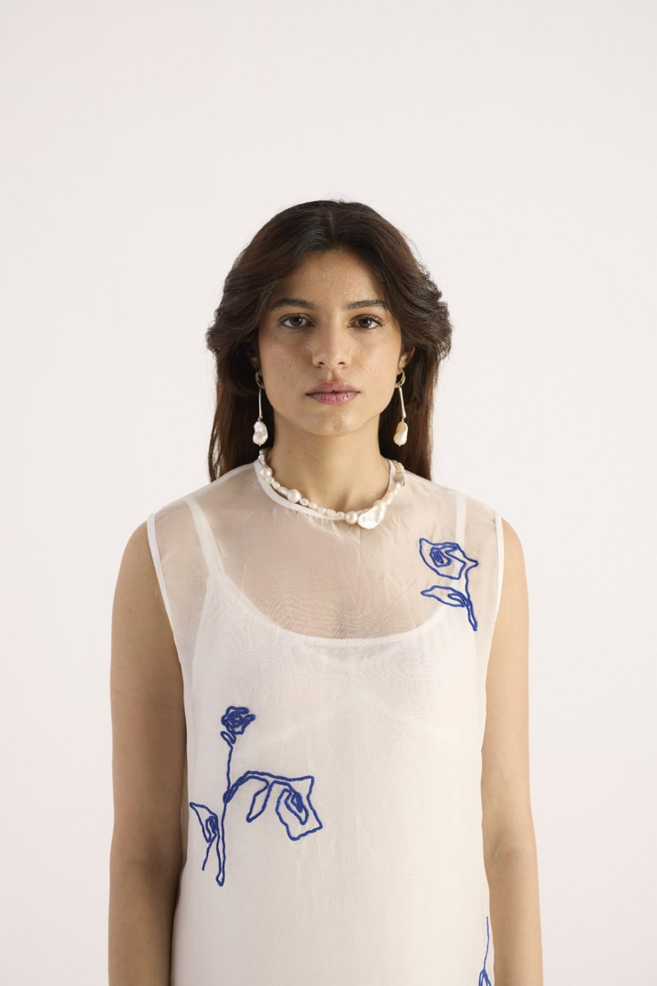 Eira Dress – Pearl White