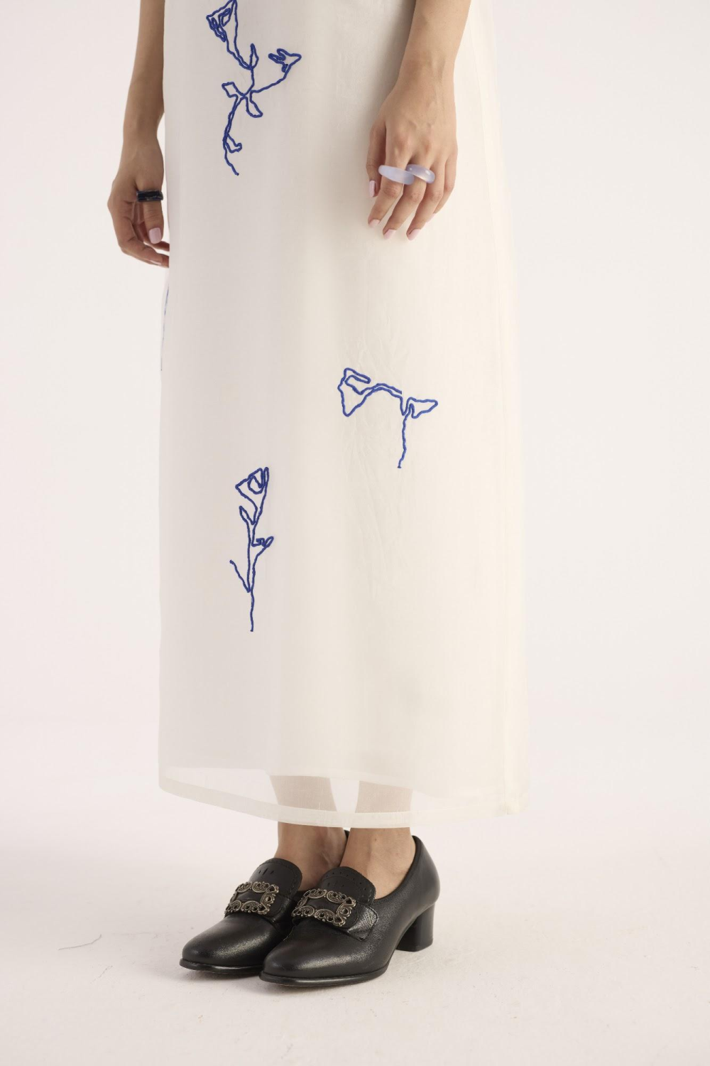 Eira Dress – Pearl White