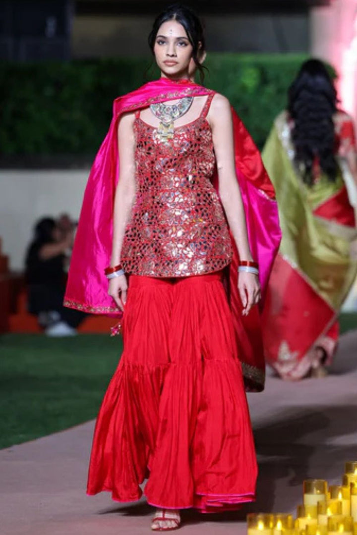 Surkh Laal Kurta Gharara Set